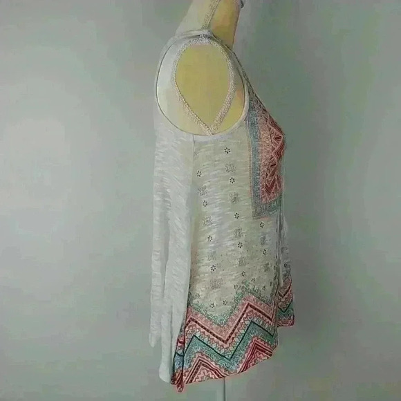 ALMOST FAMOUS  SLEEVELESS TANK TOP SZ Small - Picture 4 of 6